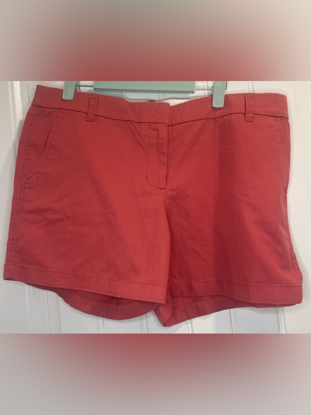 New with Tags J. Crew Coral Tailored 5 inches shorts Size 14